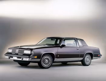 1987 Oldsmobile Cutlass Supreme Brougham Coupe (3G M47)
