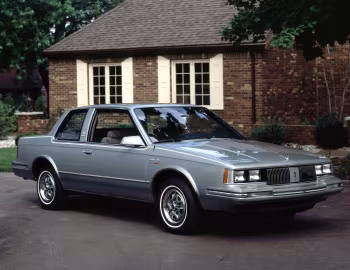 1984 Oldsmobile Cutlass Ciera LS Coupe (3A J27)