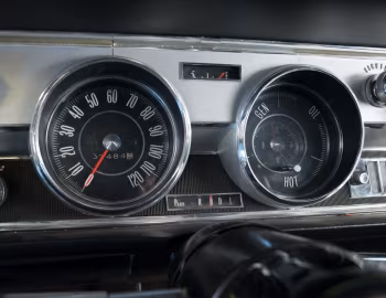 Комбинация приборов 1967 Oldsmobile Cutlass Supreme Holiday Coupe (3817)