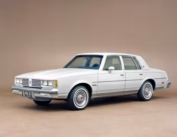 1982 Oldsmobile Cutlass Supreme Brougham Sedan (3G M69)