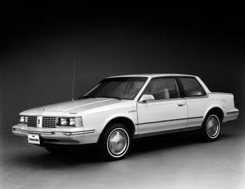 1982 Oldsmobile Cutlass Ciera Brougham Coupe (3A M27)