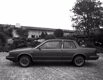 1983 Oldsmobile Cutlass Ciera LS Coupe (3A J27)