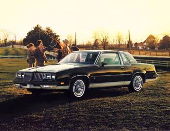 1984 Oldsmobile Cutlass Supreme Brougham Coupe (3G M47)