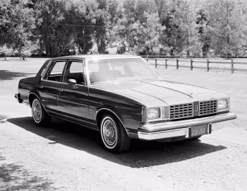 1980 Oldsmobile Cutlass Brougham Sedan (3A M69)