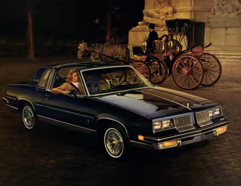 1983 Oldsmobile Cutlass Calais Coupe (3G K47)