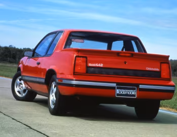 1990–91 Oldsmobile Cutlass Calais Quad 442 S Coupe (3N F27)