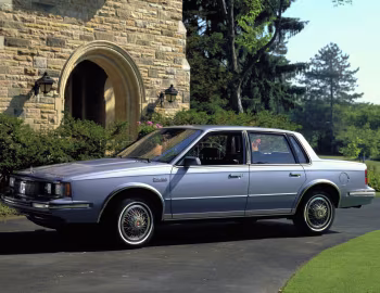 1983 Oldsmobile Cutlass Ciera Brougham Sedan (3A M19)