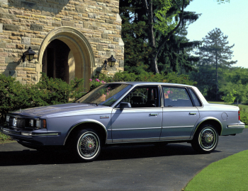 All pictures of 1983 Oldsmobile Cutlass Ciera Brougham Sedan 3A M19