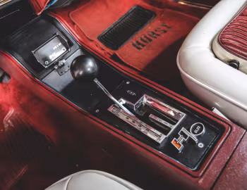 Interior 1975 Hurst/Olds Cutlass Supreme W-30 Coupe (CSU J57)
