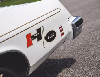 1975 Hurst/Olds Cutlass Supreme W-30 Coupe (CSU J57)