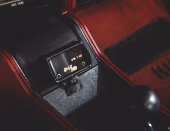 Interior 1975 Hurst/Olds Cutlass Supreme W-30 Coupe (CSU J57)