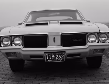 1970 Oldsmobile Cutlass S Rallye 350 Holiday Coupe (C3687)