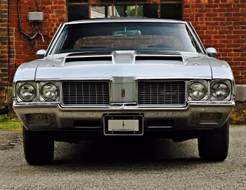 1970 Oldsmobile Cutlass S W-31 Sports Coupe (C3677)