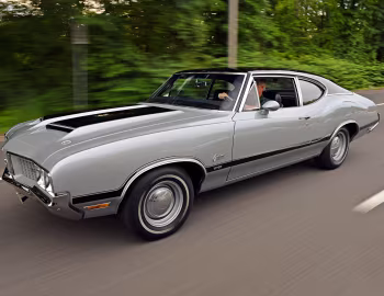 1970 Oldsmobile Cutlass S W-31 Sports Coupe (C3677)