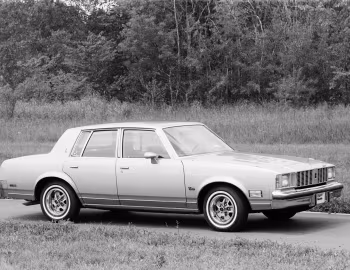 1980 Oldsmobile Cutlass Sedan (3A G69)