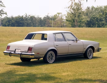1980 Oldsmobile Cutlass Sedan (3A G69)