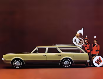 1967 Oldsmobile Cutlass Station Wagon (3635)