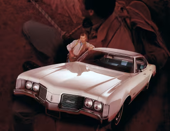 1968 Oldsmobile Delta 88 Custom Holiday Sedan (6639)