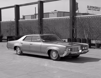 1969 Oldsmobile Delta 88 Custom Holiday Sedan (6439)