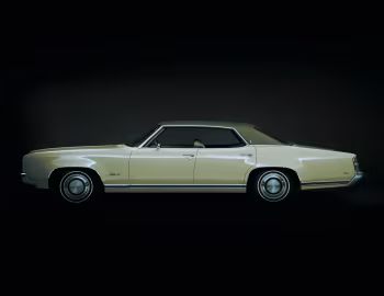 1970 Oldsmobile Delta 88 Custom Holiday Sedan (5439)