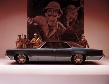 1969 Oldsmobile Delta 88 Custom Holiday Sedan (6439)