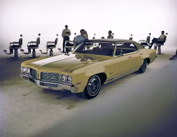 1970 Oldsmobile Delta 88 Custom Holiday Sedan (5439)