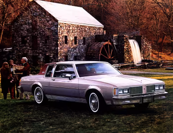1984 Oldsmobile Delta 88 Royale Brougham Coupe (N37)