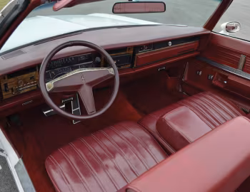 Торпедо 1975 Oldsmobile Delta 88 Royale Convertible (N67)