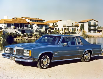 1978 Oldsmobile Delta 88 Royale Coupe (3B N37)
