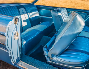 Interior 1961 Oldsmobile Dynamic 88 Holiday Coupe (61-3237)