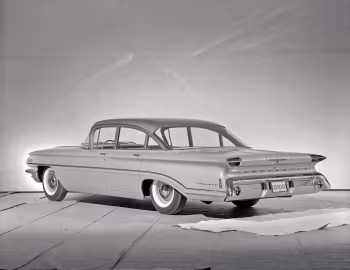 1960 Oldsmobile Dynamic 88 Celebrity Sedan (60-3219)