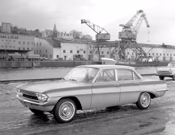 Oldsmobile F-85 Deluxe 4-door Sedan [Sweden] (61-3119) '1961