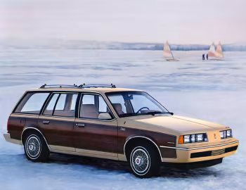 1986 Oldsmobile Firenza Cruiser (C35)