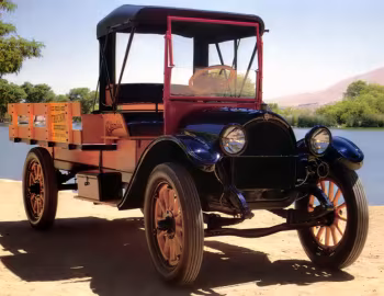 1916 Oldsmobile Flatbed
