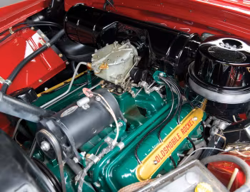 Sous la capuche 1950 Oldsmobile Futuramic 88 Convertible (3767Х)