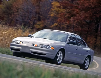 1998–2002 Oldsmobile Intrigue '05.1997–06.2002