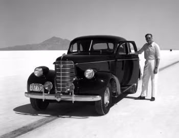 1938 Oldsmobile Model L-38 Business Coupe (383827B)