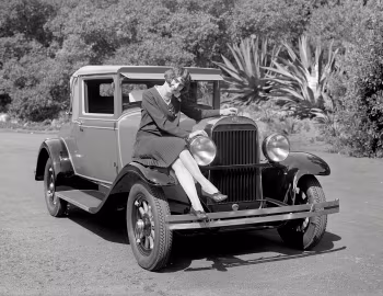 1928 Oldsmobile Model F-28 Deluxe Sport Coupe (F-28DSC)