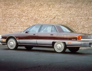 1992 Oldsmobile Ninety-Eight Regency Elite (CW5)