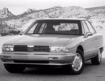 1991–96 Oldsmobile Ninety-Eight '1991–05.1996