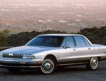 1991–96 Oldsmobile Ninety-Eight '1991–05.1996