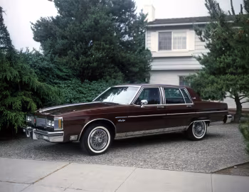 1983 Oldsmobile Ninety-Eight Regency Brougham Sedan (3C W69)
