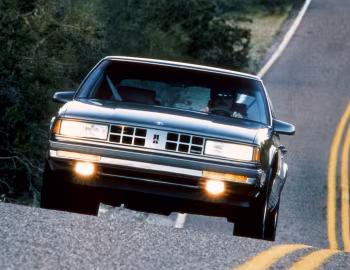 1989 Oldsmobile Ninety-Eight Regency Touring Sedan (3C X69)