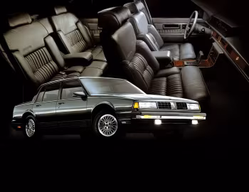 1988 Oldsmobile Ninety-Eight Touring Sedan (CV5)