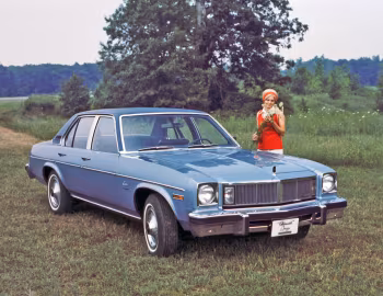 1976 Oldsmobile Omega Brougham Sedan (3X Е69)