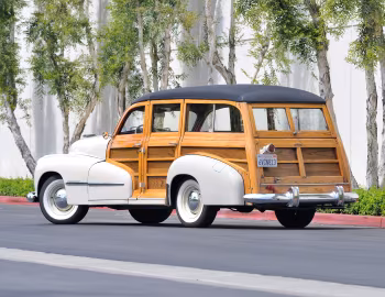 1947 Oldsmobile Special 66/68 Station Wagon (3581)