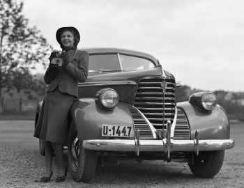 1938 Oldsmobile Series F 4-door Touring Sedan (383619)