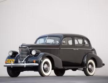 1938 Oldsmobile Series F 4-door Touring Sedan (383619)
