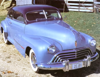 1947 Oldsmobile Special 66/68 Club Sedan (3507)