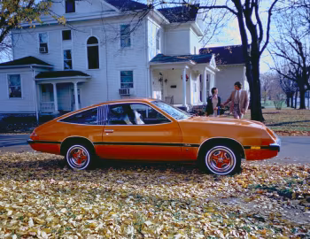 1975 Oldsmobile Starfire (D07)